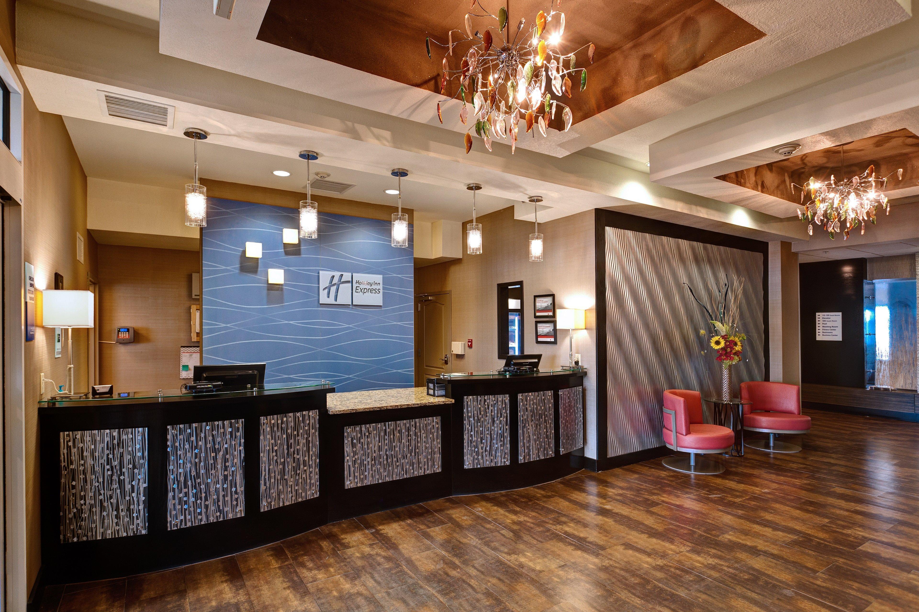 Holiday Inn Express Northwest Maize By Ihg Luaran gambar
