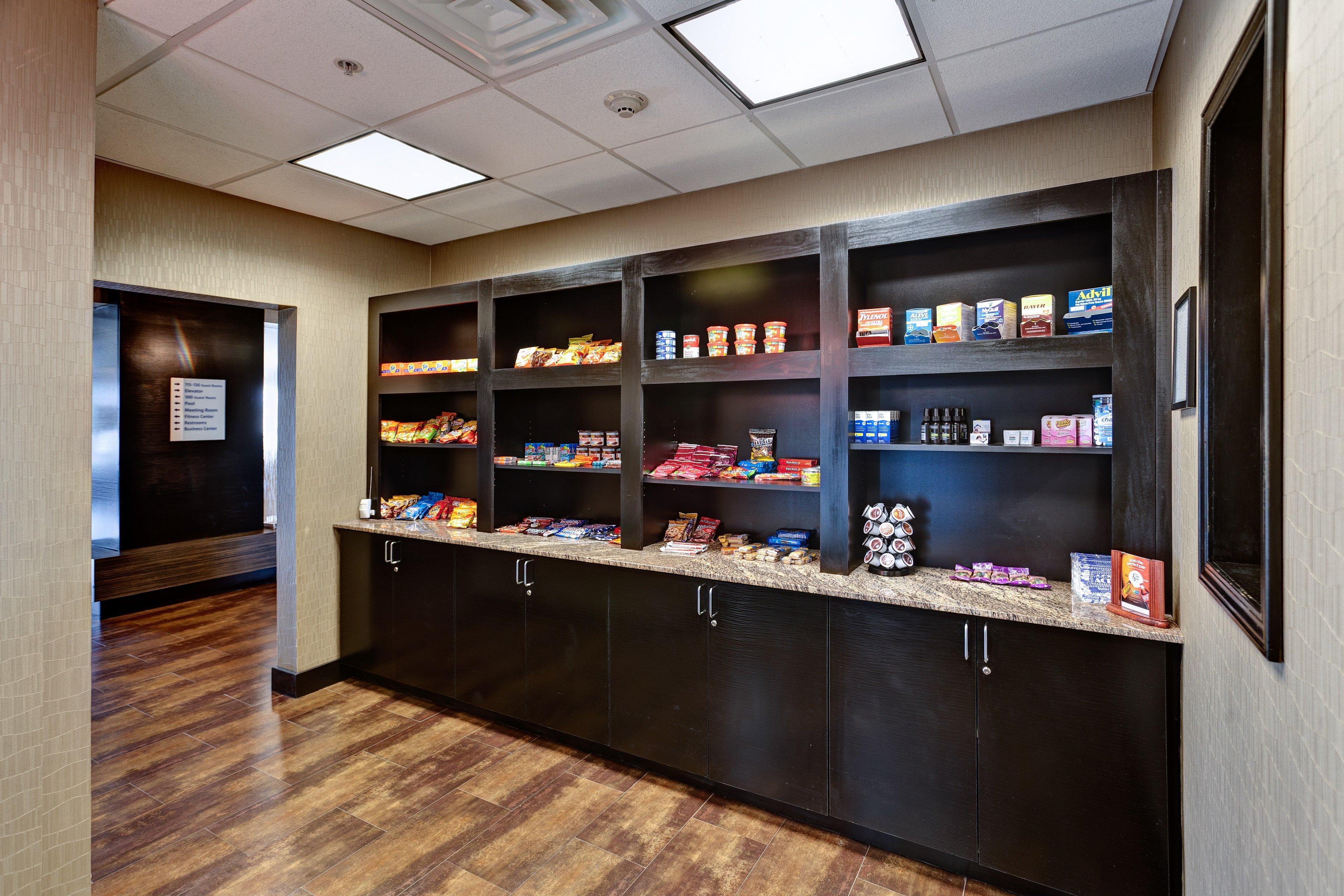 Holiday Inn Express Northwest Maize By Ihg Luaran gambar