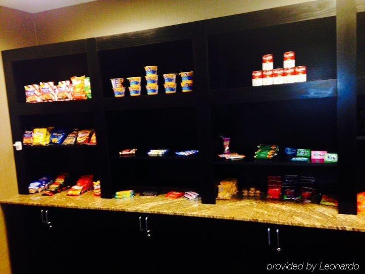 Holiday Inn Express Northwest Maize By Ihg Luaran gambar