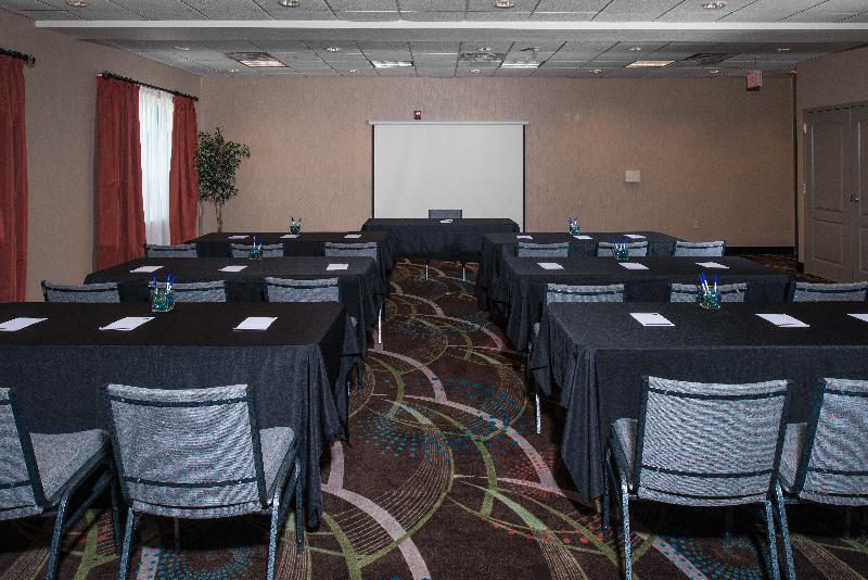 Holiday Inn Express Northwest Maize By Ihg Luaran gambar